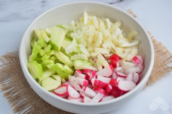 Salad with celery, apples and radish - recipe photo, step 2