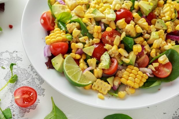 Salad with cherry tomatoes and boiled corn Salad with cherry tomatoes and boiled corn
