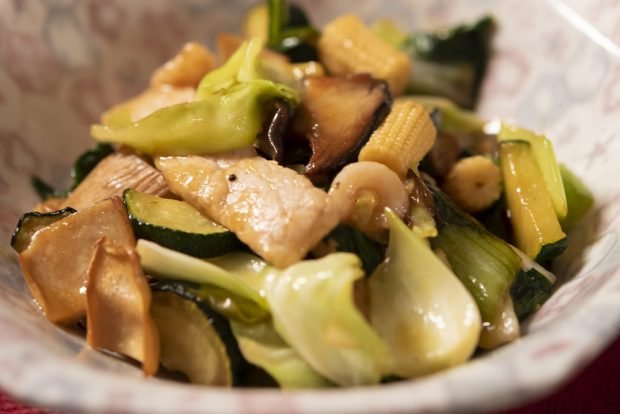 Salad with mushrooms and Baby corn Salad with mushrooms and Baby corn