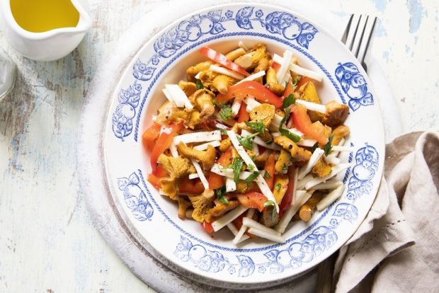 Salad with mushrooms and root of celery Salad with mushrooms and root of celery