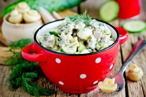 Salad with potatoes and pickled mushrooms Salad with potatoes and pickled mushrooms