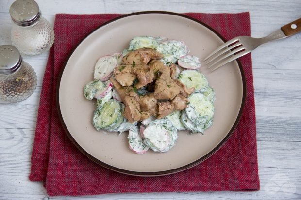 Salad with radishes, cucumbers and cod liver Salad with radishes, cucumbers and cod liver
