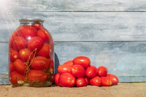 Salty tomatoes for the winter in a bank Salty tomatoes for the winter in a bank