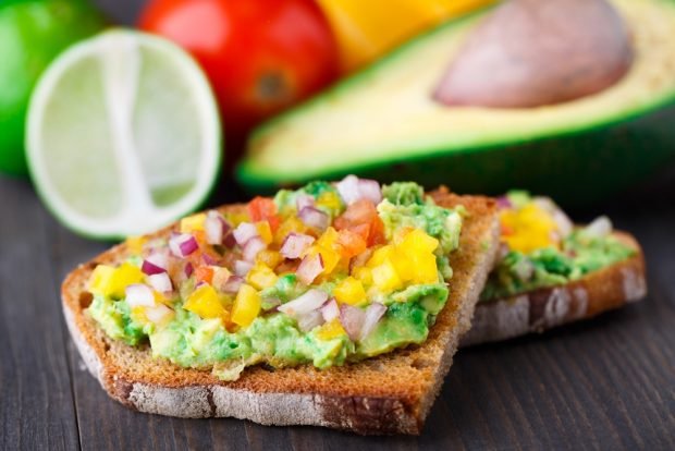 Sandwalker with guacamole and salsa Sandwalker with guacamole and salsa