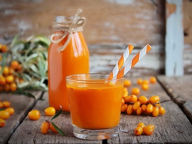 Sea buckthorn juice for the winter through a juicer Sea buckthorn juice for the winter through a juicer