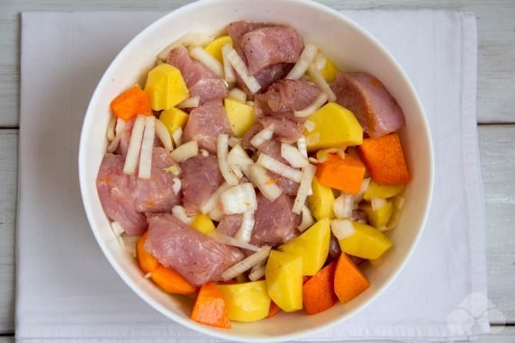Star from turkey, potatoes and pumpkin in the oven - recipe photo, step 4