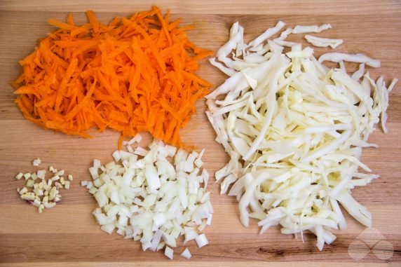 Stewed pp cabbage - recipe photo, step 1