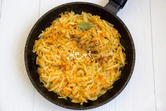 Stewed pp cabbage - recipe photo, step 4