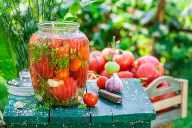 Sweet tomatoes for the winter Sweet tomatoes for the winter