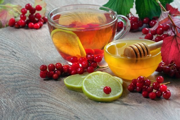 Tea with viburnum Tea with viburnum