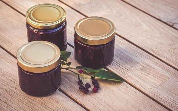 Thick jars of Irga Thick jars of Irga