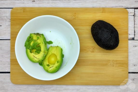 Toasts with avocado - recipe photo, step 1