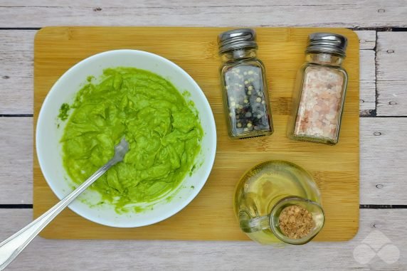 Toasts with avocado - recipe photo, step 2