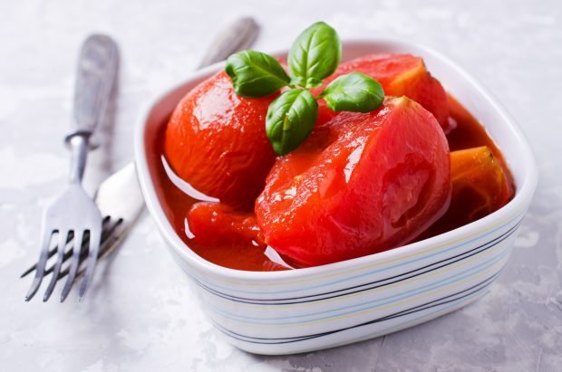 Tomatoes in your own juice for the winter Tomatoes in your own juice for the winter