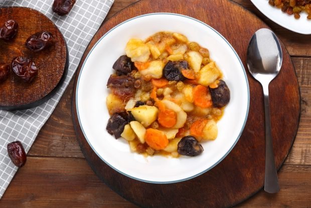 Tsimes with potatoes Tsimes with potatoes