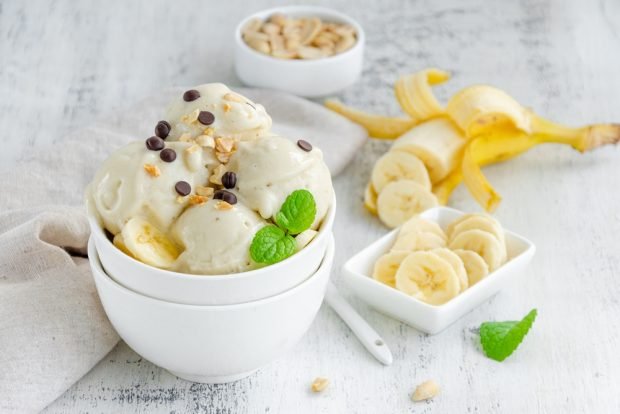Vegan banana ice cream Vegan banana ice cream