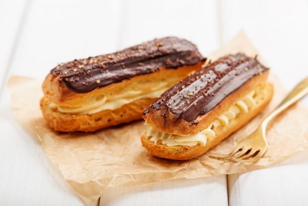 Vegan eclairs