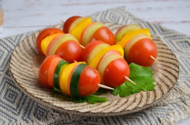 Vegetable canapes on skewers Vegetable canapes on skewers
