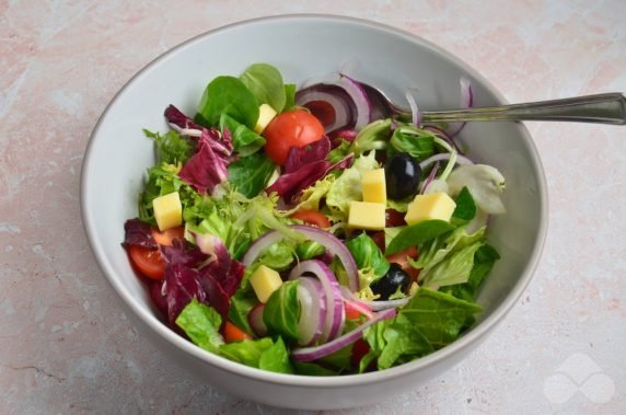 Vegetable salad with solid cheese - recipe photo, step 3