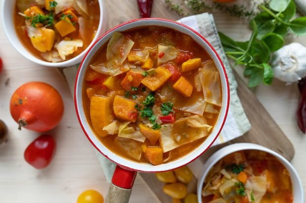 Vegetable stew with cabbage Vegetable stew with cabbage