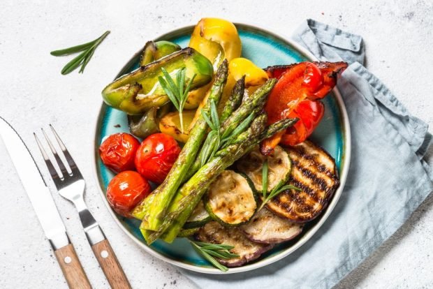 Vegetables on the barbecue on the grille Vegetables on the barbecue on the grille